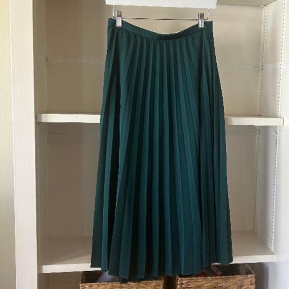 J. CREW Dark Spruce Green Pleated Midi Skirt (SIZE 6) - Picture 7 of 9
